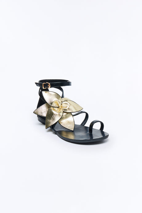 Goldie Flower Toe Ring Sandals - Black