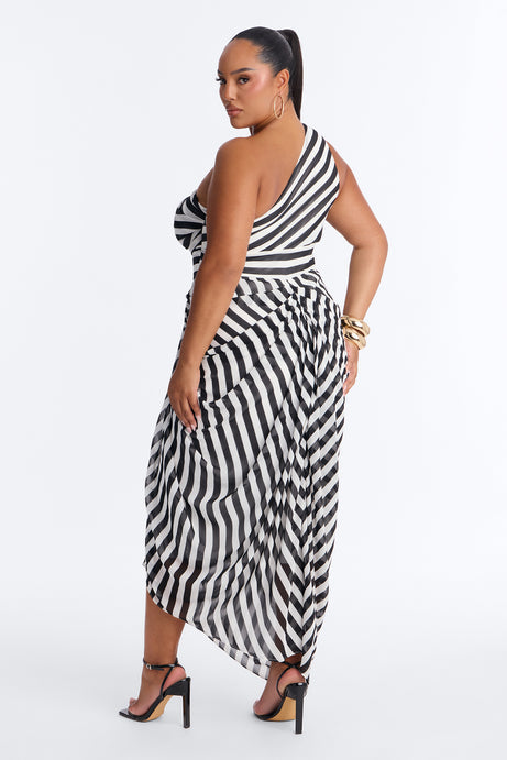Miranda Striped Maxi - Black/White