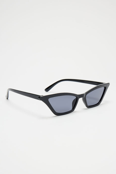 Outsmarting You Sunglasses - Black