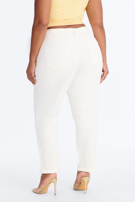 The Number One Stretch Roll Cuff Mom Jeans - White