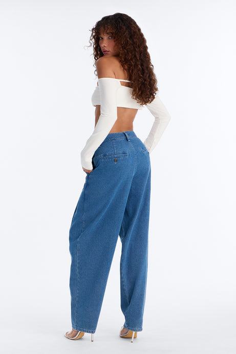 Chosen One Pleated Balloon Jeans - Dark Wash