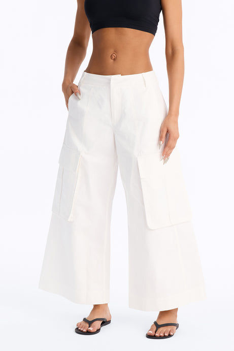 Reese Mid Rise Cargo Wide Leg Culotte - White
