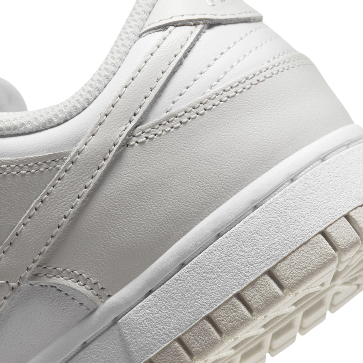 Nike Dunk Low Ld64