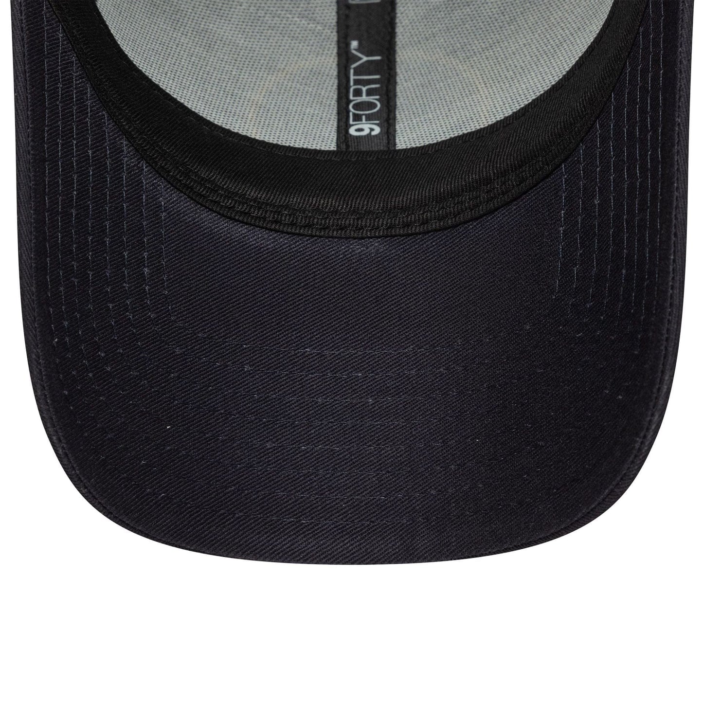 Chelsea FC Lion Crest Core Navy 9FORTY Cap