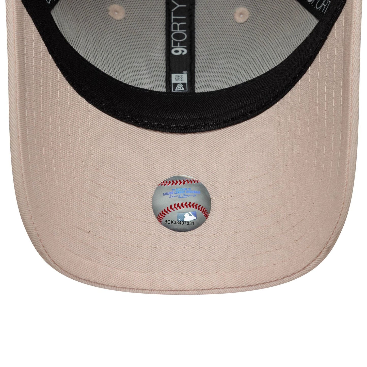 New York Yankees Womens MLB Metallic Logo Pastel Pink 9FORTY Cap
