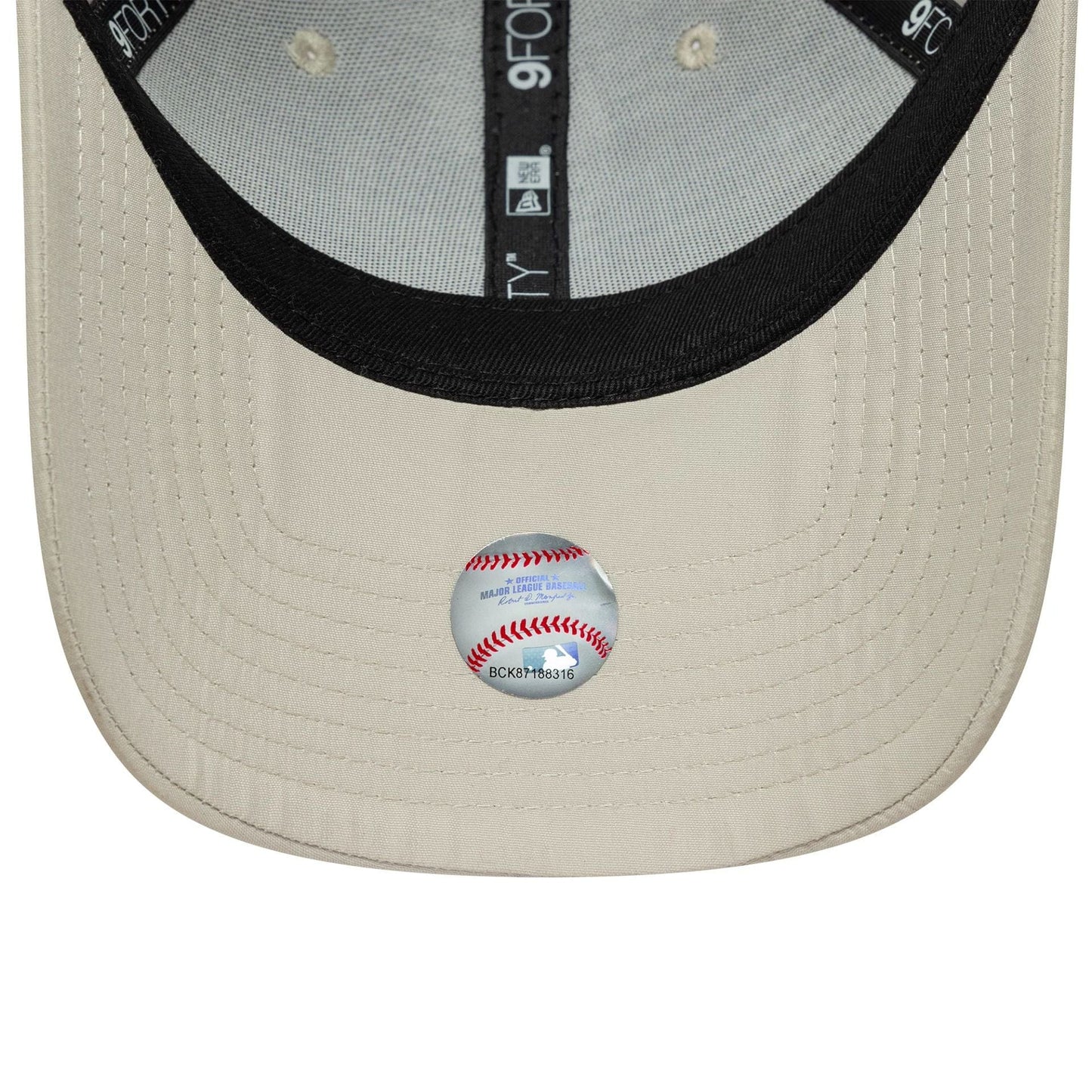 New York Yankees Womens MLB Flawless Light Beige 9FORTY Cap