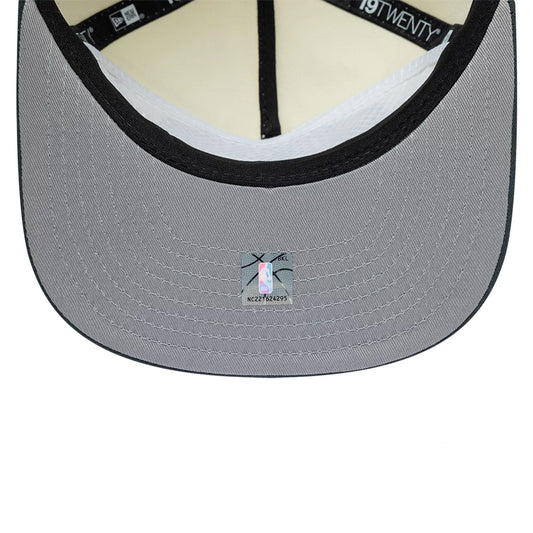Chicago Bulls NBA Metallic Logo Cream 19TWENTY Adjustable Cap