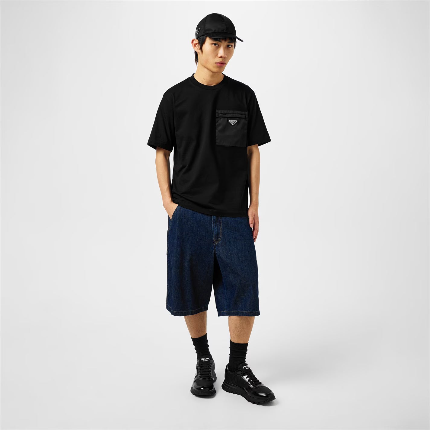 Men'S Plain Cotton Badge Pocket T-Shirt