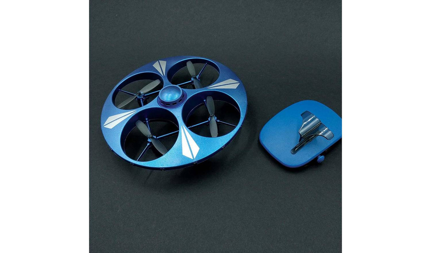 Menkind RED5 Motion UFO Quadcopter
