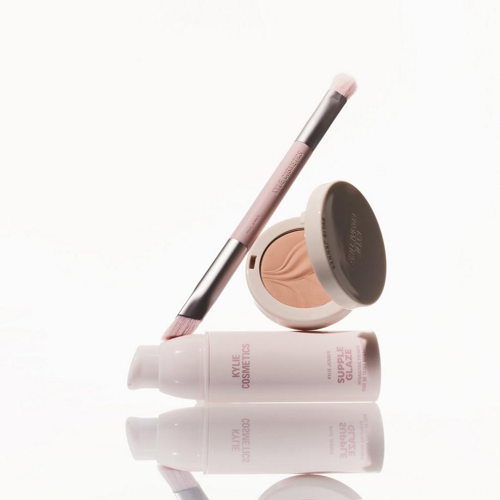 Kylie Cosmetics Precise Sculpting Complexion Brush
