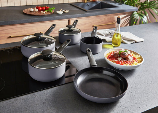 Morphy Richards 5 Piece Aluminium Saucepan Set - Grey