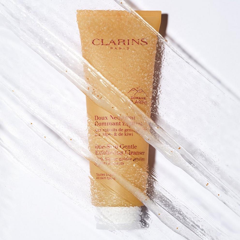 Clarins One-Step Gentle Exfoliating Cleanser
