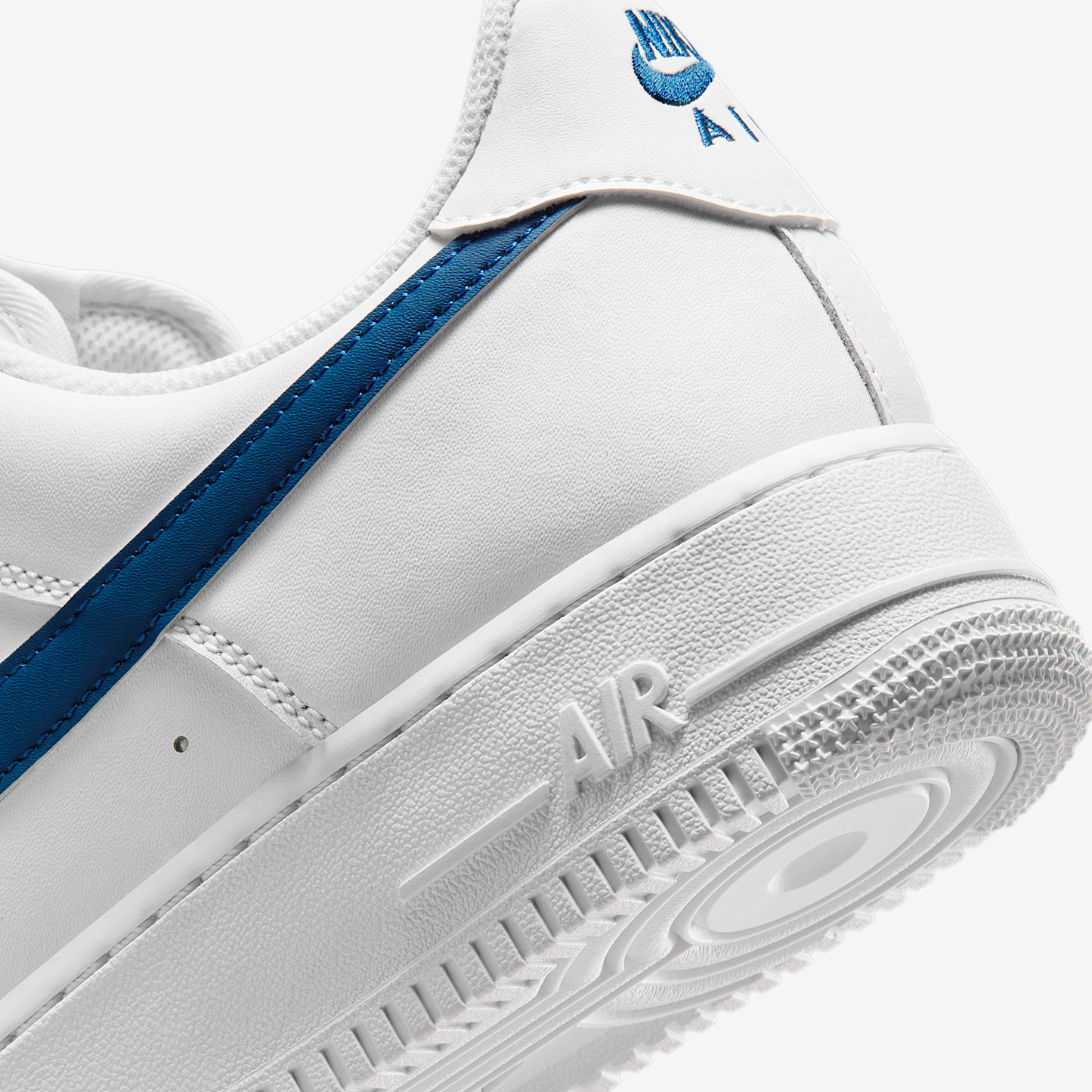 Nike Air Force 1 '07