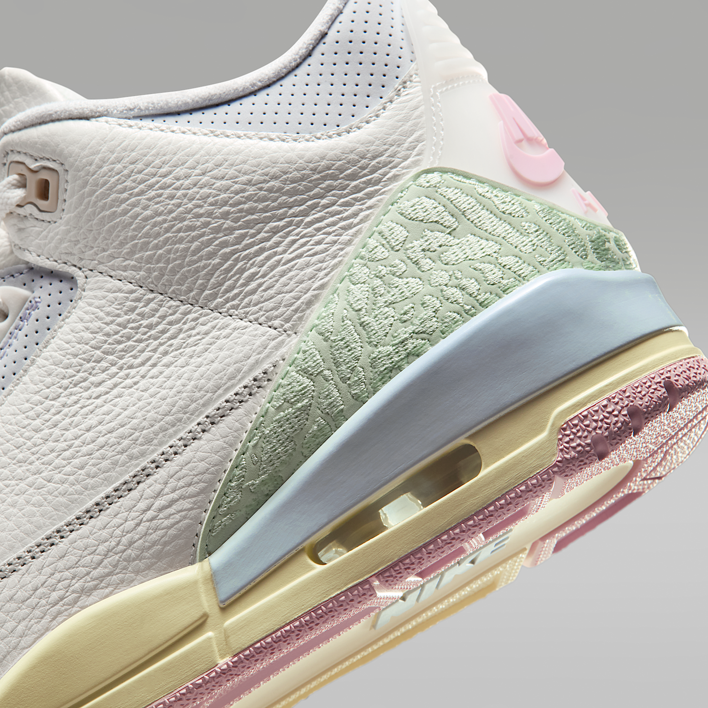 Air Jordan 3 Retro 'Sail and Jade Aura'