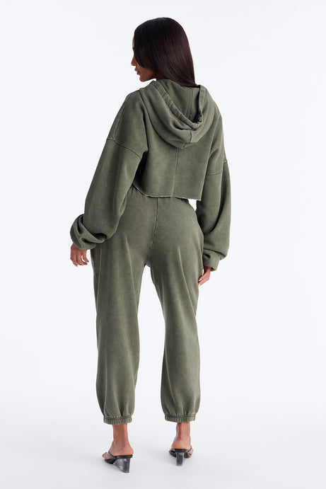On The Go Fleece Cropped Jogger Set - Olive