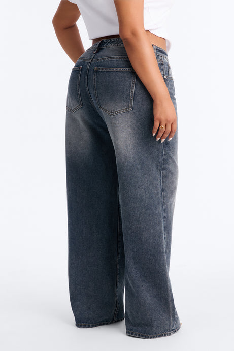 The 412 Low Rise Rigid Wide Leg Jeans - Dark Wash
