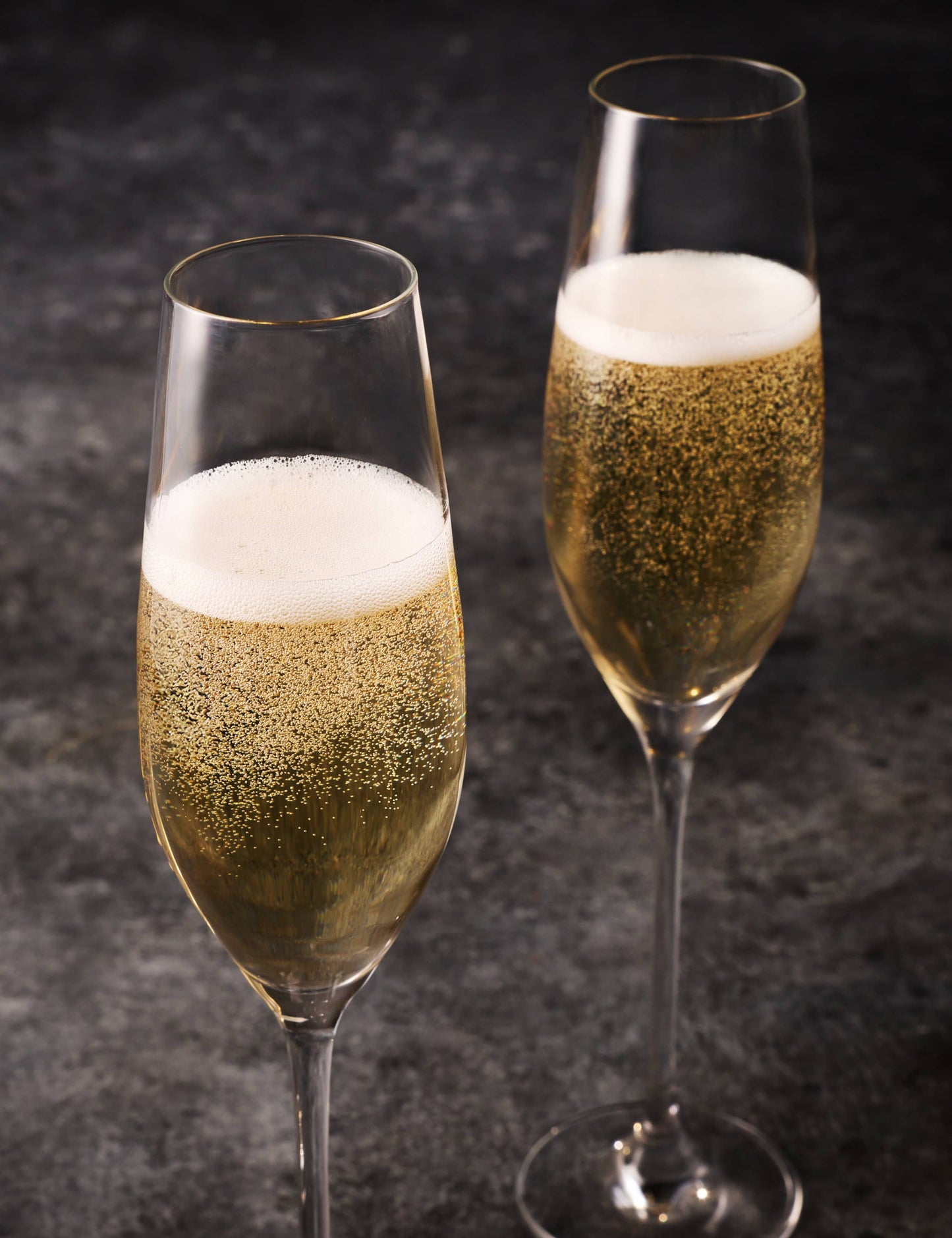 Delacourt Champagne & Glasses Gift