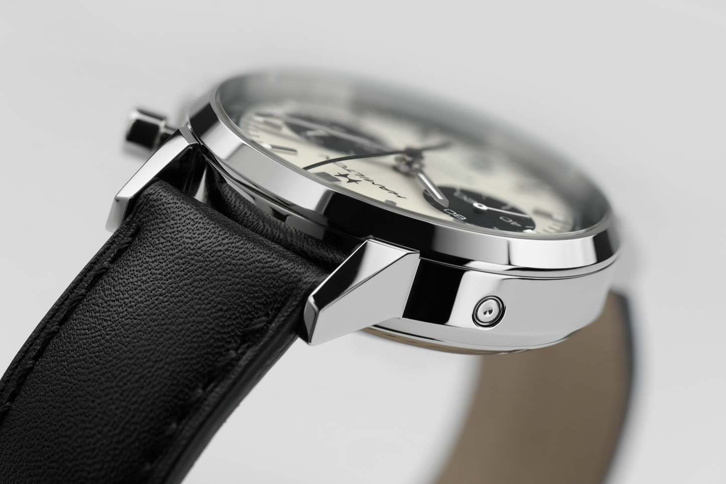 Hamilton American Classic Intra-Matic Chronograph Watch Automatic 40mm White Dial / Leather Strap