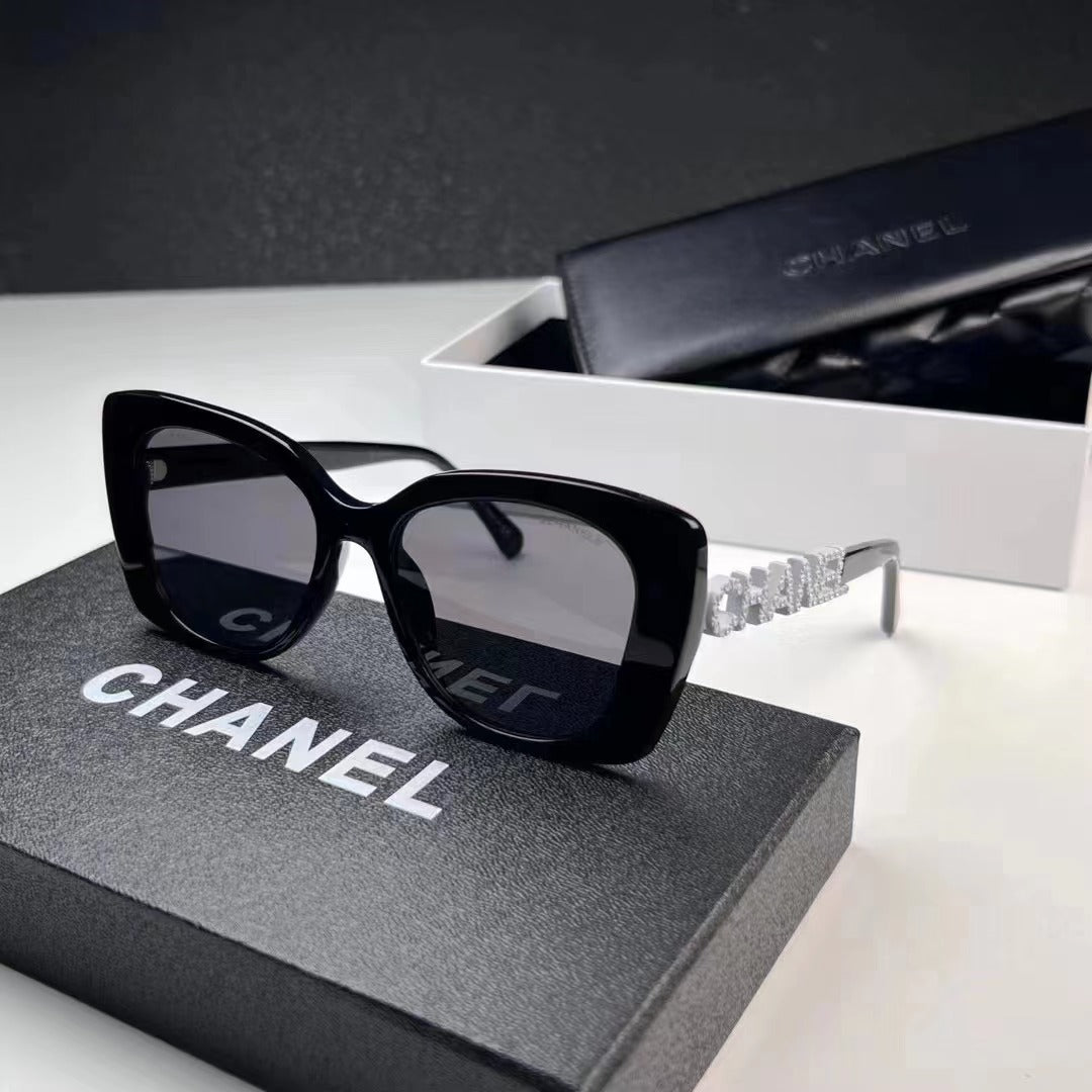 CHANEL CH5422