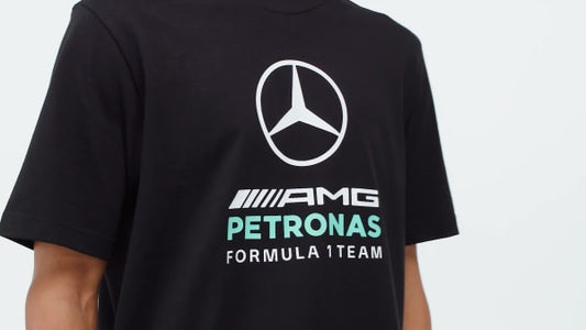 MERCEDES - AMG PETRONAS FORMULA 1 TEAM DNA GRAPHIC T-Shirt