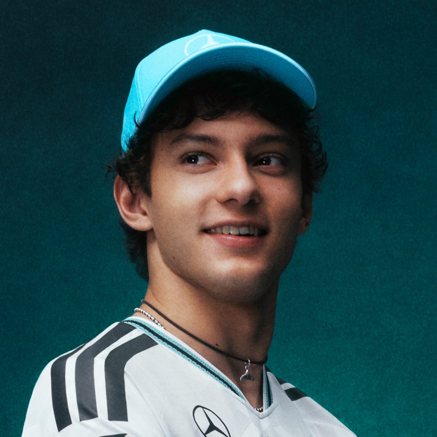 MERCEDES - AMG PETRONAS FORMULA 1 TEAM DRIVER CAP