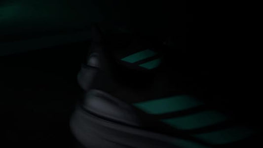 MERCEDES - AMG PETRONAS FORMULA ONE TEAM Ultraboost 5X M