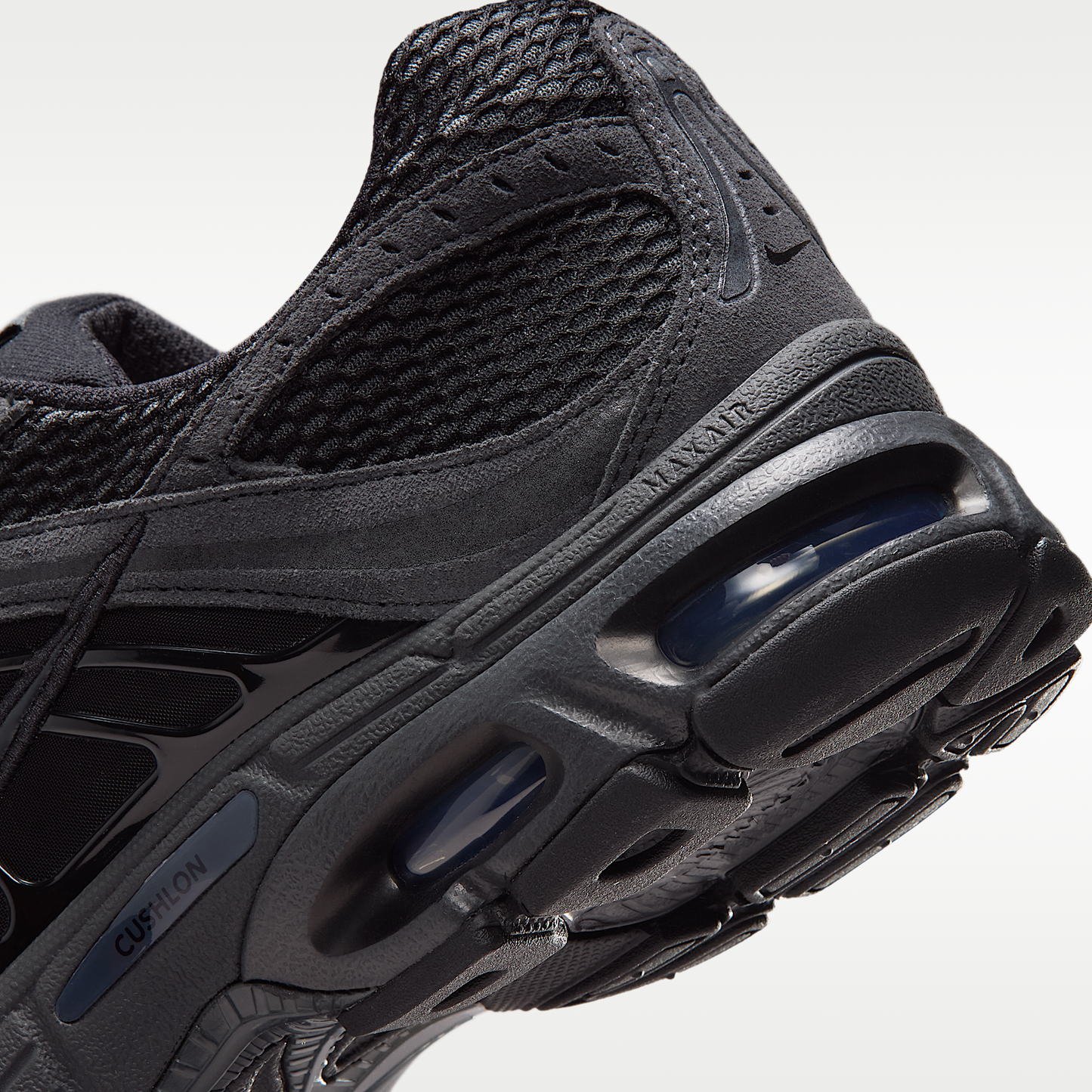 Nike Air Max Moto 2K
