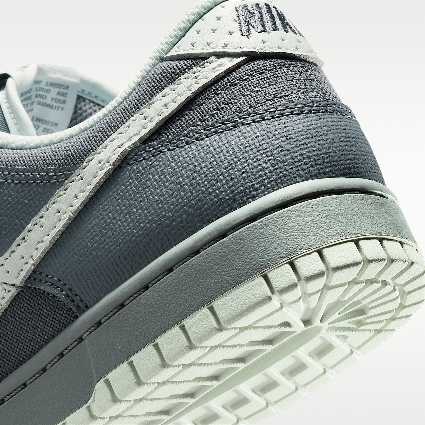 Nike Dunk Low Retro