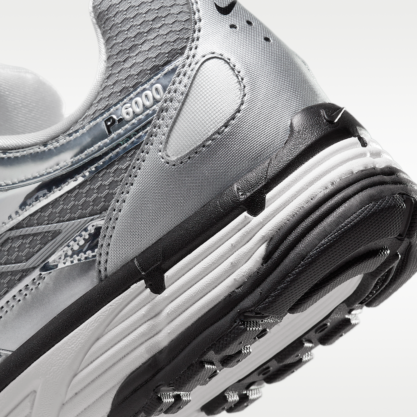 Nike P-6000