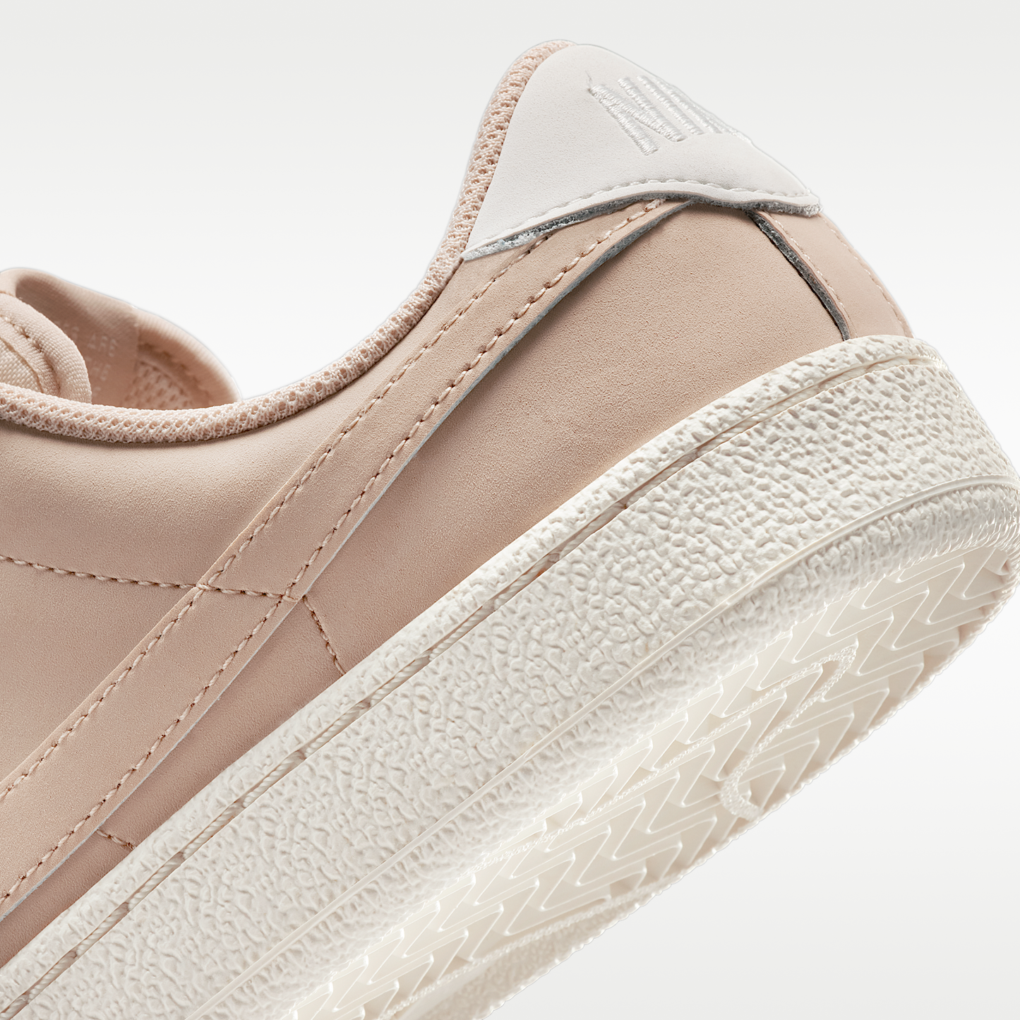 Nike Tennis Classic