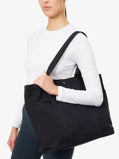 Day Multi-Pocket Nylon Tote Bag