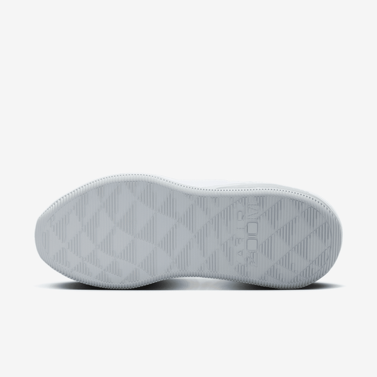 Nike Bella 7