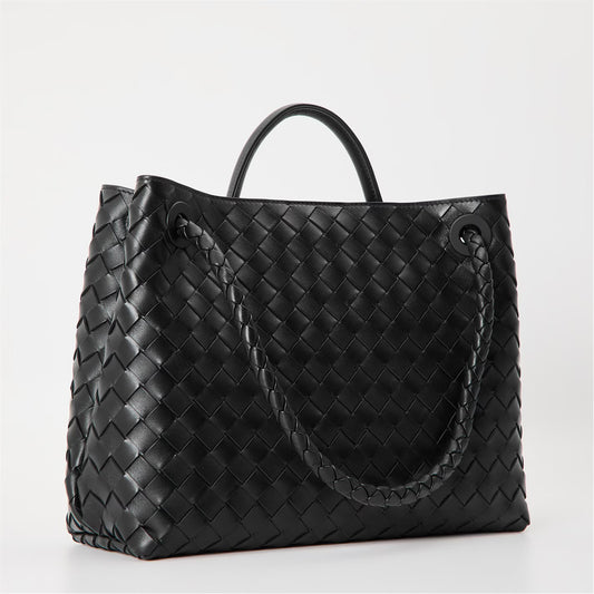 BOTTEGA VENETA Medium Andiamo Tote Bag