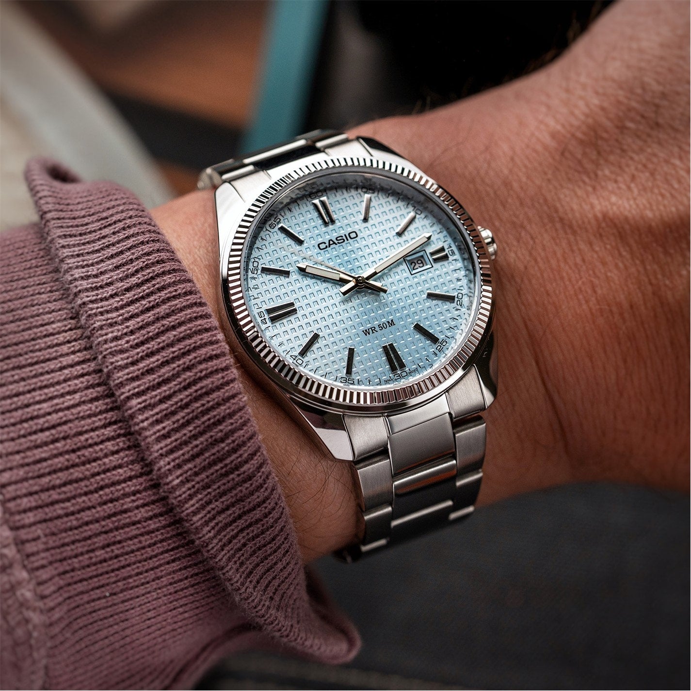 MTP-1302PE-2AVEF Watch