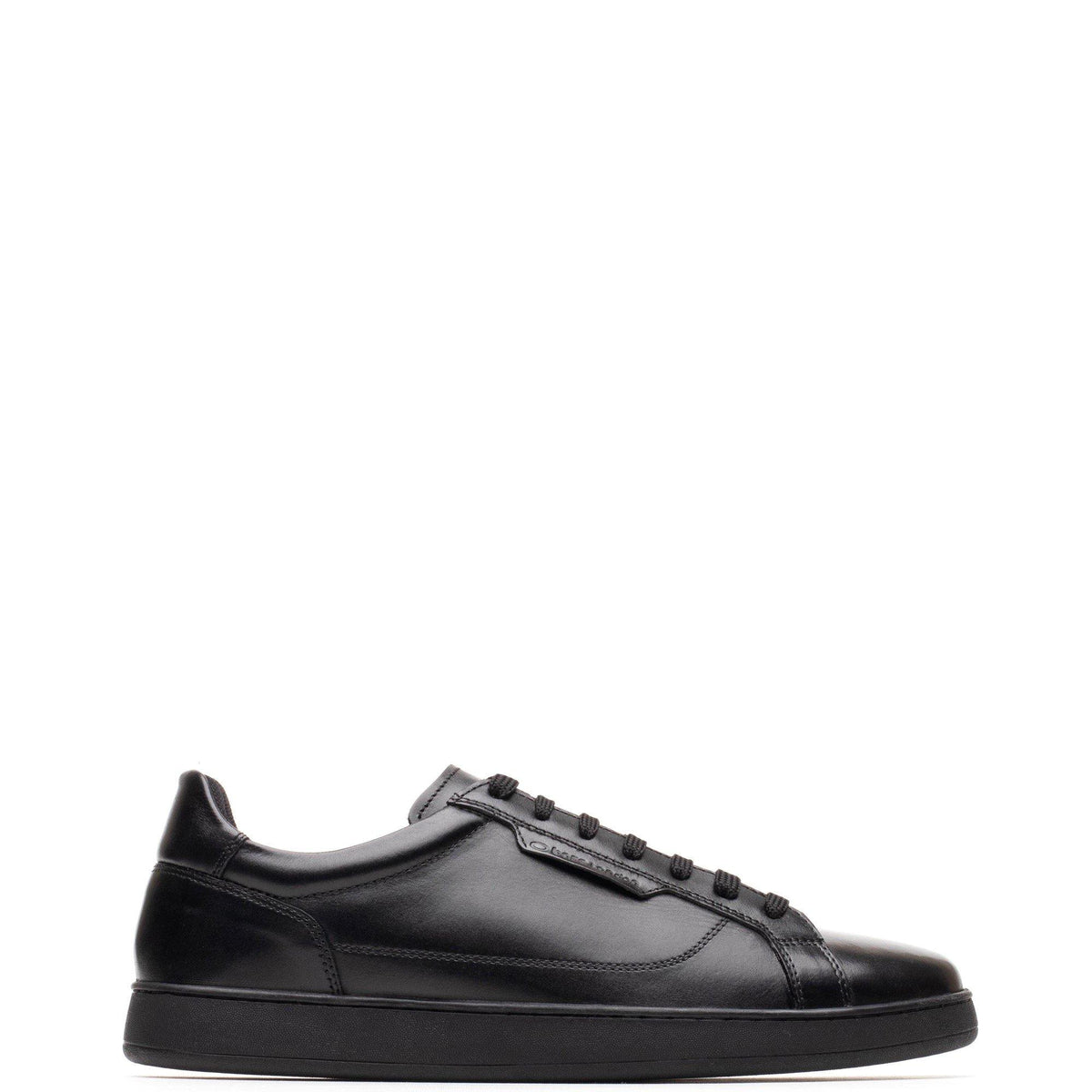Base London ZAMMO LACE UP TRAINER