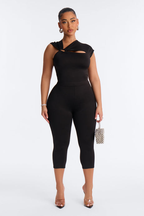 Brianna Cutout Capri Pant Set - Black