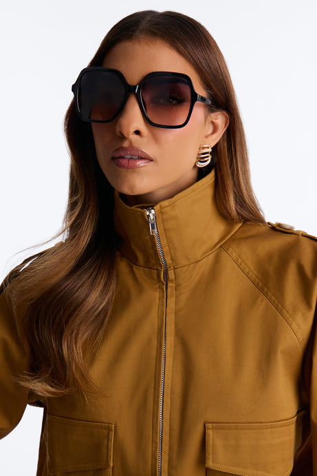 Chic Cursing Square Sunglasses - Black
