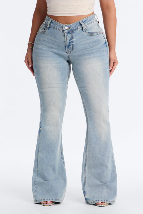 Broke The Code Compression Stretch Bootcut Jeans - Vintage Wash