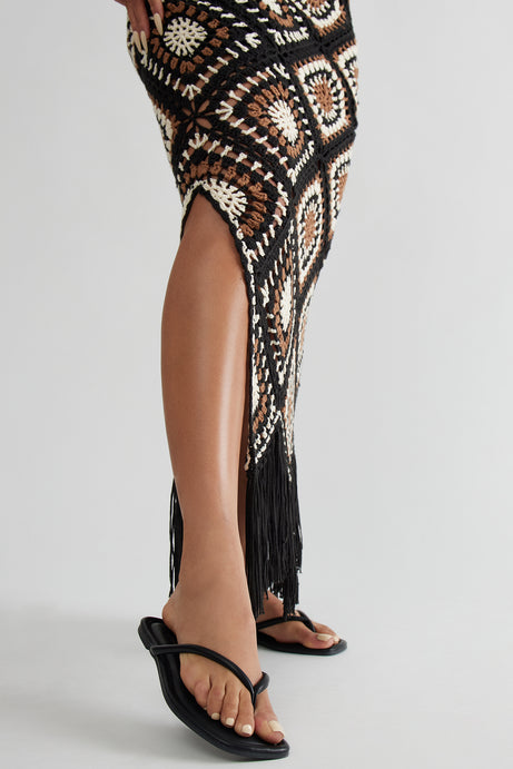 Summers In Maui Flip Flops - Black