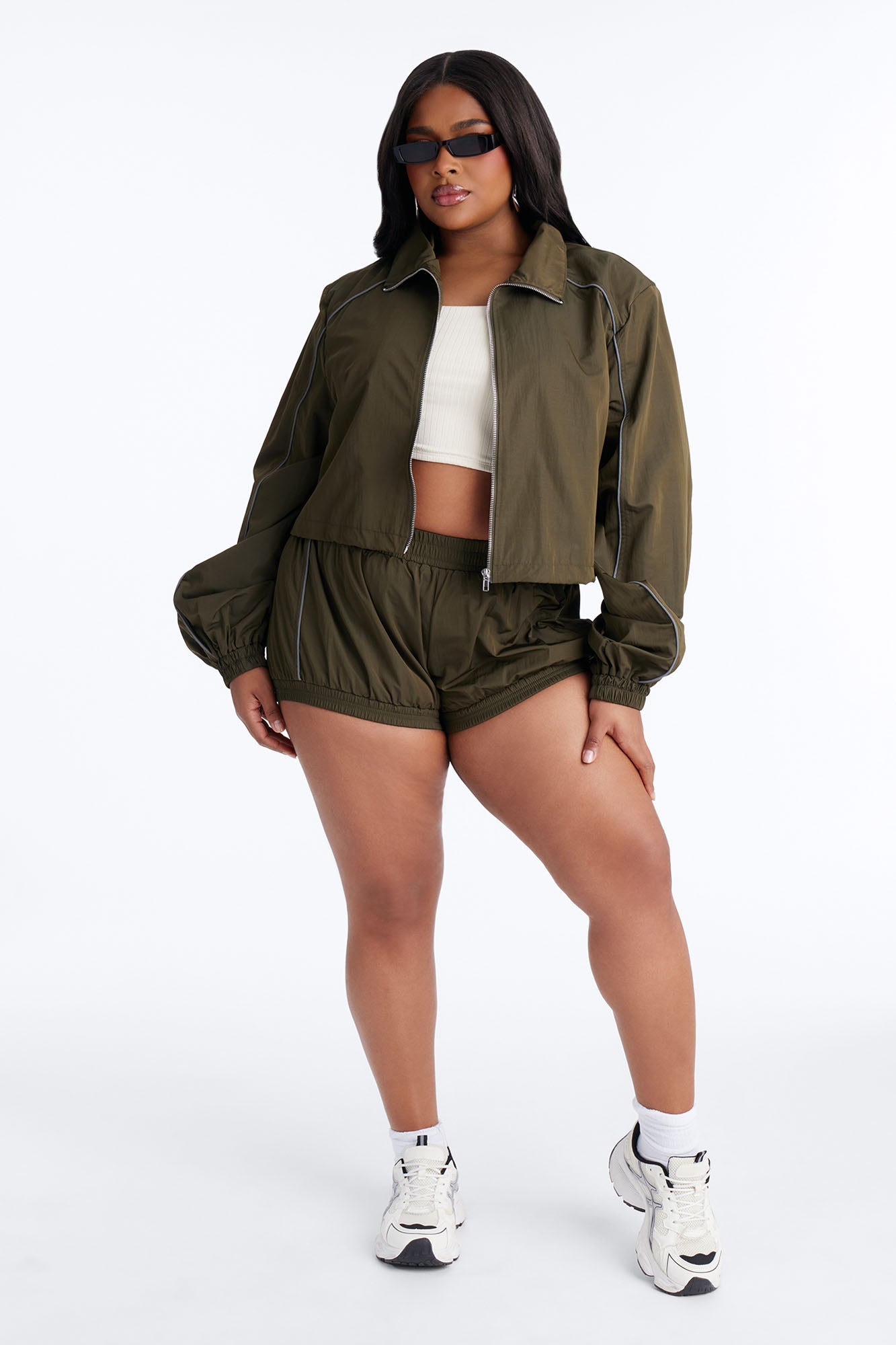 Make A Move Windbreaker Cropped Funnel Neck Jacket - Olive