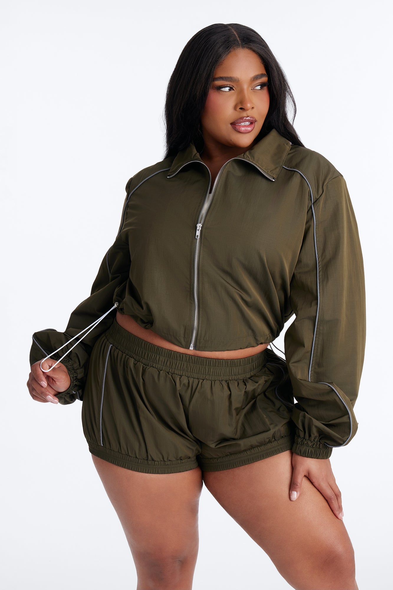 Make A Move Windbreaker Cropped Funnel Neck Jacket - Olive