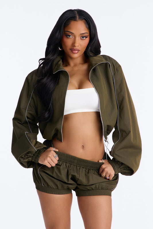 Make A Move Windbreaker Cropped Funnel Neck Jacket - Olive