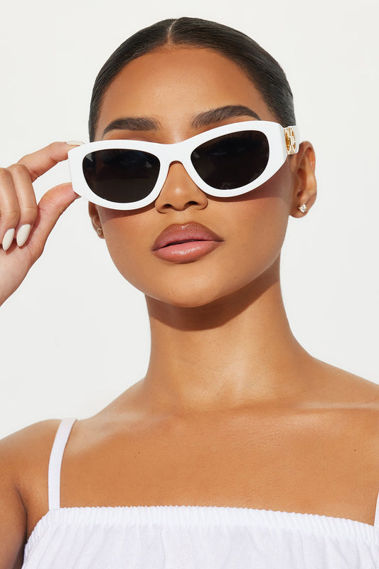 Retail Therapy Sunglasses - White