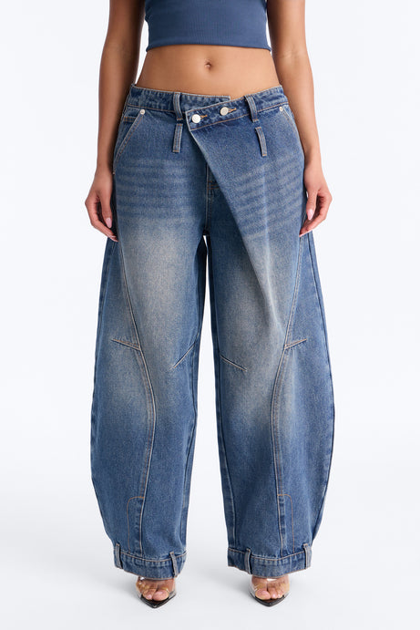 Make A Show Crossover Tinted Jeans - Vintage Wash