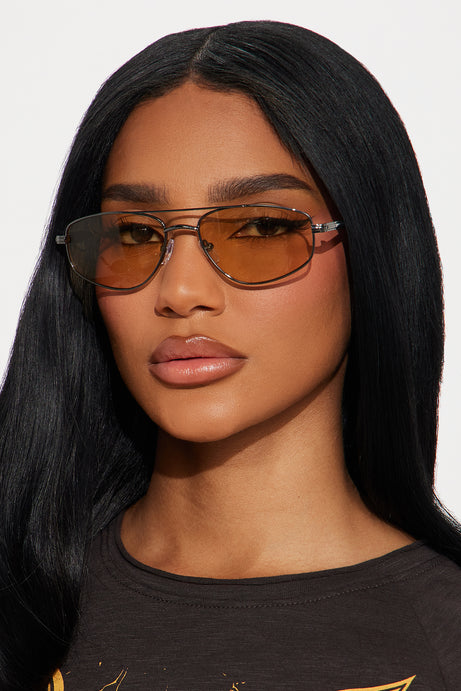 The Darkest Hour Sunglasses - Nude/combo