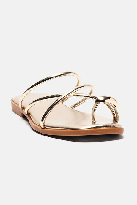 Libbie Flat Sandals - Gold