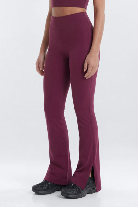 ProStretch™ 32″ Midrise Flare Legging - Merlot