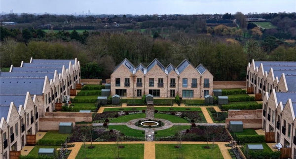 Trent Park — 1 2 3 4 and 5 Bedroom Family Homes — Luxury Town Houses — Apartments — Duplexes — Historic Country Estate — Modern Wellness Amenities — Enfield London — New ✨ (Copy)