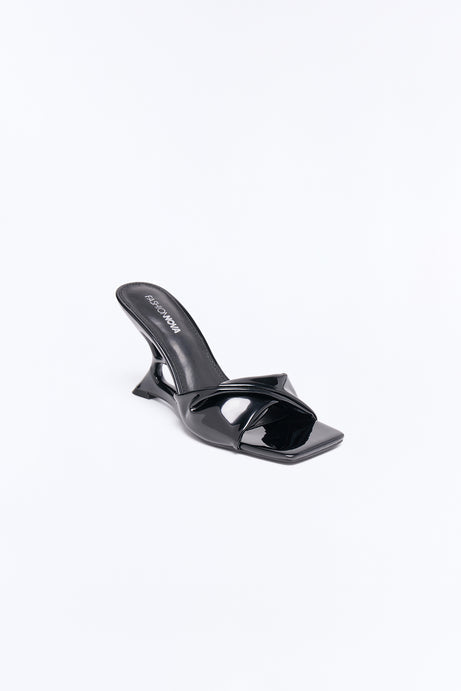 Ila Novelty Wedges - Black