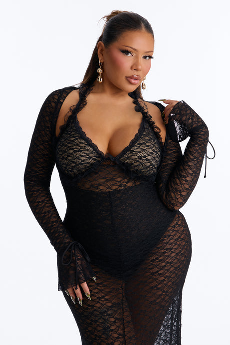 All The Drama Lace Maxi Dress - Black